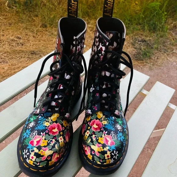 MOVING SALE Floral Dr. Martens Boots - Picture 3 of 7
